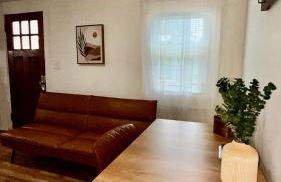 Spacious 4BR home w 2BA, a workspace & king bed! - Foto 19