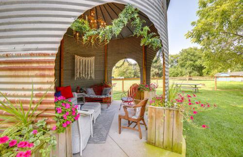 City Girl Farmhouse in Hudsonville with Hot Tub - Foto 36