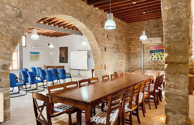 Cyprus Villages Hotel & Restaurant - Central Location - Bed & Breakfast - With Access To Pool And Stunning Views - Foto 44