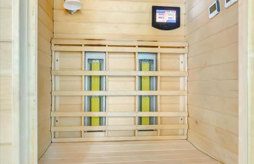 Luxury 5BR Villa with Pool, Hot Tub & Sauna - Foto 33