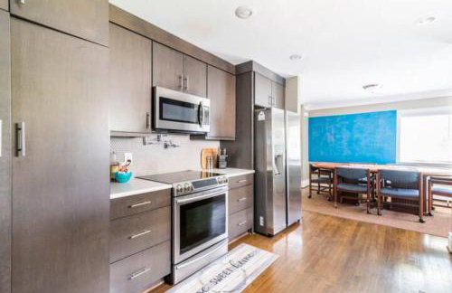 2 Bed Stay with Updated Bath and Kitchen - Foto 13