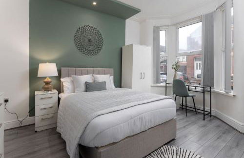 Saxony House - Air Host & Stay - Free Parking - Foto 17