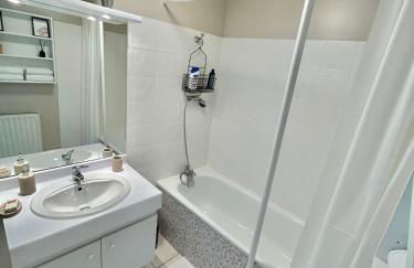 Spacieux & Charmant 2 chambres - Lyon Bron Eurexpo - Foto 10