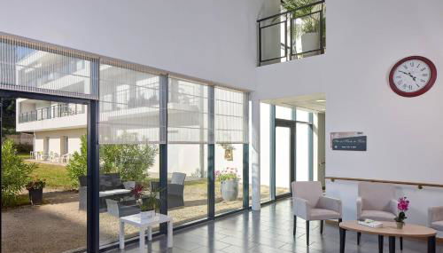 Quality Aparthotel Orleans Sud Zenith - Photo 3, Lobby or reception