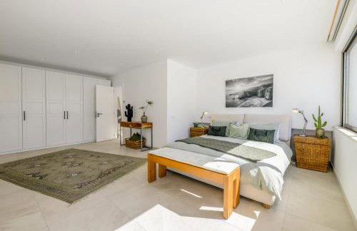 Vila Golfinho, with heated pool, rooftop lounge and ocean views - Foto 33