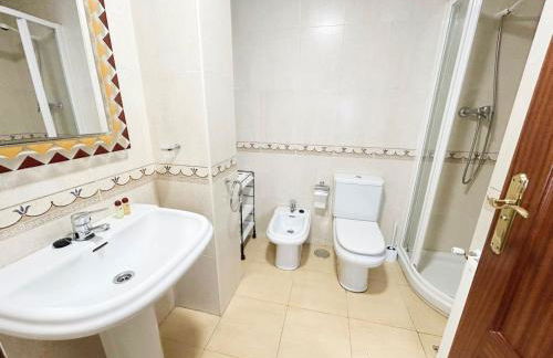 Cómodo apartamento con piscina by beBalmy - Foto 11