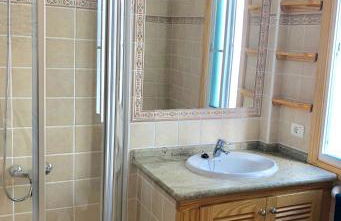 Apartamentos El Faro - Foto 7