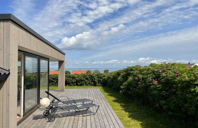 "Ely" - 300m from the sea - Foto 1