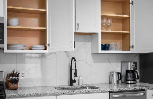 Central Lawrenceville 2 Spacious and Stylish Two Bedroom Apartment with Free Street Parking - Foto 4