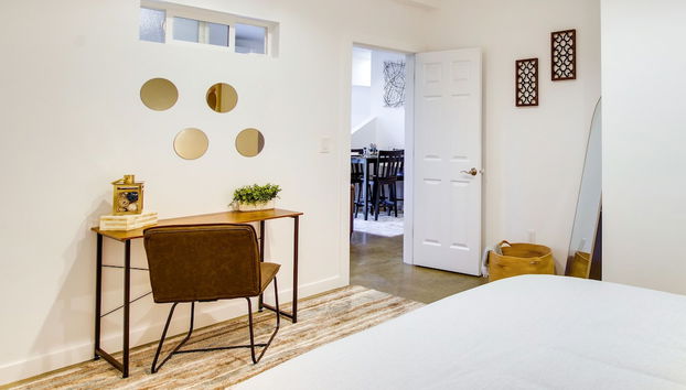 Chic and Modern Snohomish Hideaway on a Working Farm - Foto 5, Interior