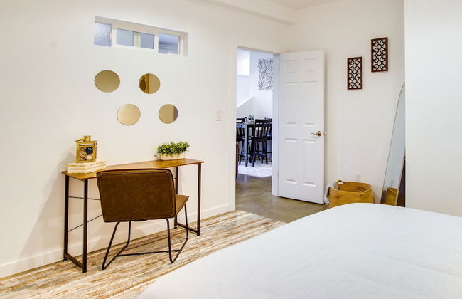 Chic and Modern Snohomish Hideaway on a Working Farm - Foto 5