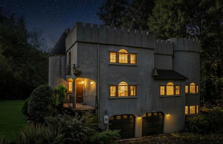 Magical Retreat at the Enchanted Vashon Castle - Foto 5