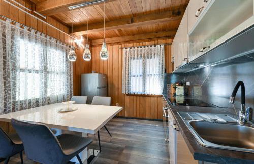 Slow leaving retreat in villa with heated pool, whirlpool, sauna, playground and barbeque in privacy near forest - Foto 23