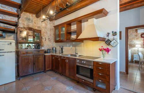 Private Stone villa-Pool and Maountain view - Photo 27