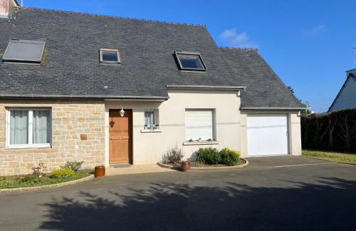 204 - Maison familiale au calme avec grand jardin - Foto 17