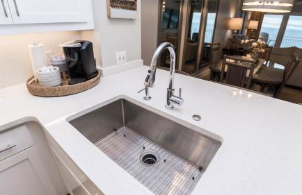 5-STAR Beachfront - 2br & 2ba Total Remodel - Dunes of Panama D1105 - Foto 78