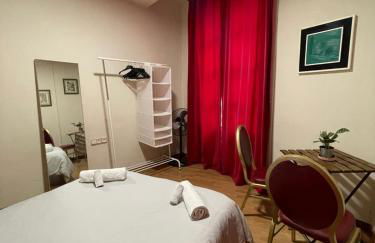 Cozy Room in the Heart of Barcelona - Foto 11