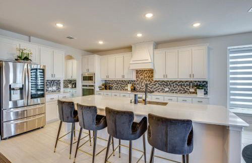 Game Room and Home Theater Retreat Near Omni PGA! - Foto 7