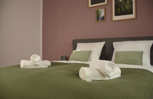 Maisonette-Apartment für bis zu 6 Personen - Parkplatz - WLAN - Kingsize - Foto 6