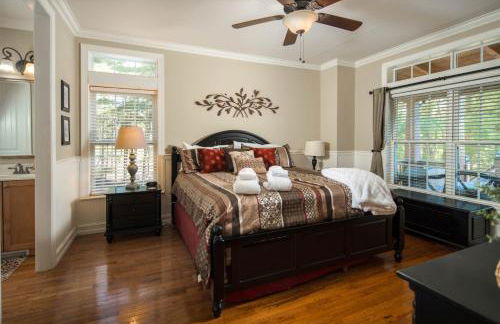 Mountain Retreat with Hot Tub, Game Room and Views - Foto 34