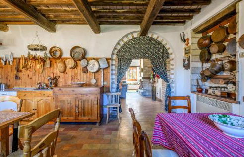 4 Bedroom Beautiful Home In Acqualagna - Foto 18