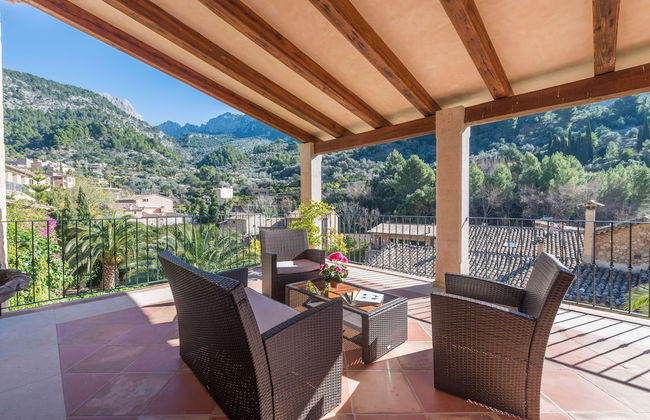 Circe in Fornalutx With 4 Bedrooms and 4 Bathrooms - Photo 11