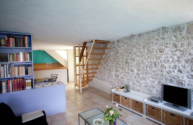 Beautiful Holiday Home on the Island Brac, With the Sea and a Small Beach in Front of the Door - Foto 11