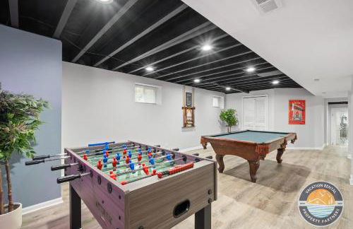 New Lake Como Retreat with Bar and Pool Table - Foto 10