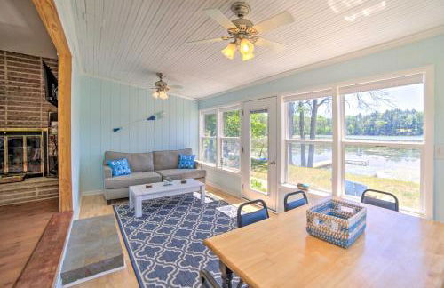 Lakefront Wisconsin Cottage with Dock and Hot Tub! - Foto 11