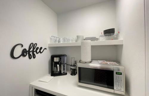 Waterfront Suite with Pool & Dock - Foto 13