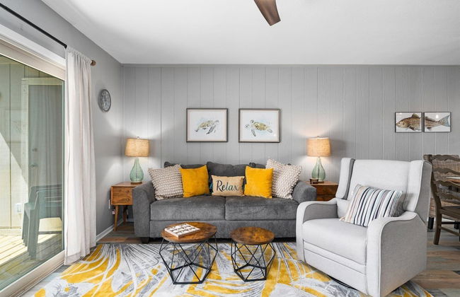 Bay House Condos - Foto 1