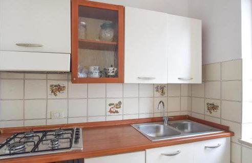 Nice Apartment In Nocera Terinese - Foto 5