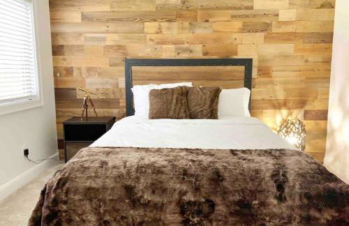 Luxe 10 guest Ski Cabin - Snowboarding Hiking Pools Golf Tennis - Foto 31