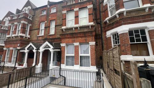 West Hampstead 3BR - with Fast WiFi - Sofa Bed & Workstation - Foto 2