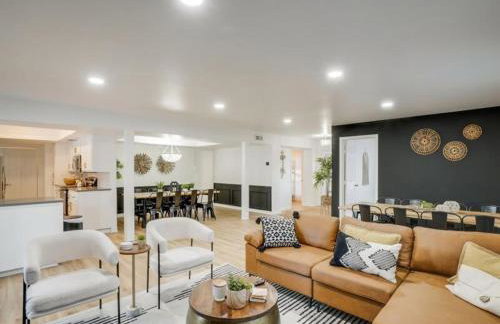 Posh 6BR 2,5BA Holiday Home with Pool, Media-Game Room & Hot Tub - Foto 17