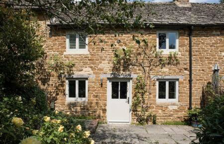 Two Rose Walk Cottage Cotswolds - Photo 11