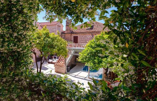 Heraclea Luxury Heritage Accommodation - Photo 40