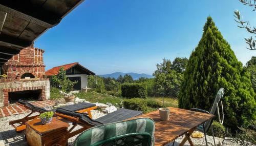 Awesome Apartment In Moscenicka Draga With Wifi - Foto 2