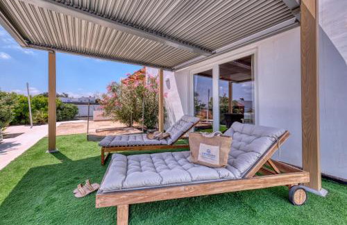 Chalet Emily Alpine Chic with Hot Tub and Ocean View By Lanzarote Vacation Homes - Foto 8