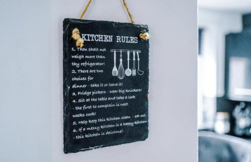 Middleton 4 Bed Free Parking Long stays - Foto 49