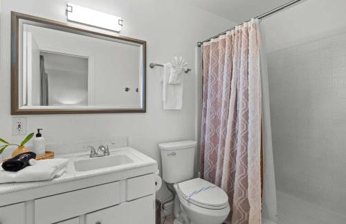 Shangri La Home - Boho Chic with Patio Pool & Grille - Foto 32