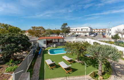 Sunny 3BDR Apt with Pool in Ferreiras by LovelyStay - Foto 28