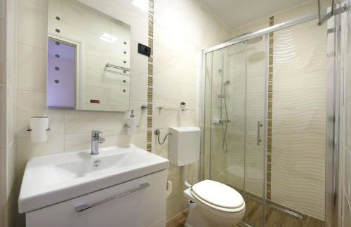 Beautiful Villa Petra with Summer Kitchen and Pool - Foto 25