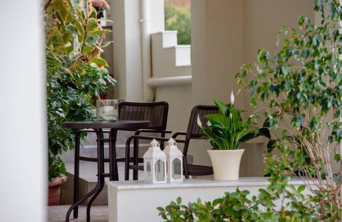 SeaSight Living Apartment - Photo 4