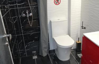 Rafina's BLUE HEART! Steps from the beach,2 min walk - Walk to Rafina main square 10 min, and Port about 15 min ! Ideal vacation base! - Foto 14