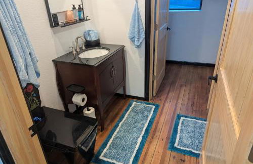 The Upstairs Escape - Foto 34