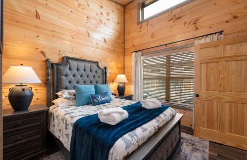 Family or couple retreat next to Downtown, Dollywood & Smoky Mountains! - Foto 18