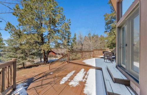 Country Club Cabin with Hot Tub - Foto 25