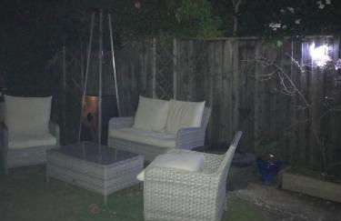 Annexe in lymington with private use of hot tub - Foto 10