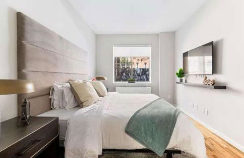 Luxury 3BR Duplex w Private Patio in Upper East - Foto 15